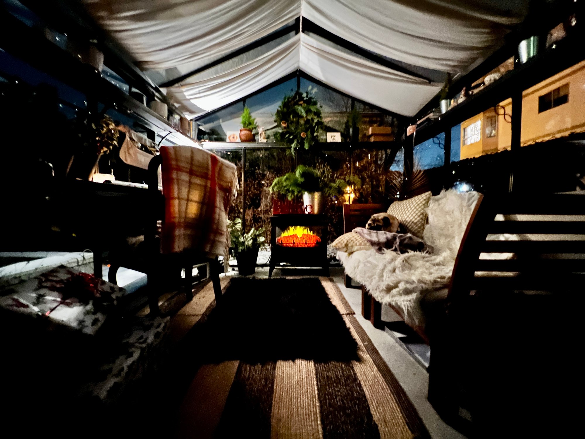 Kelly Hopkins - Image 31